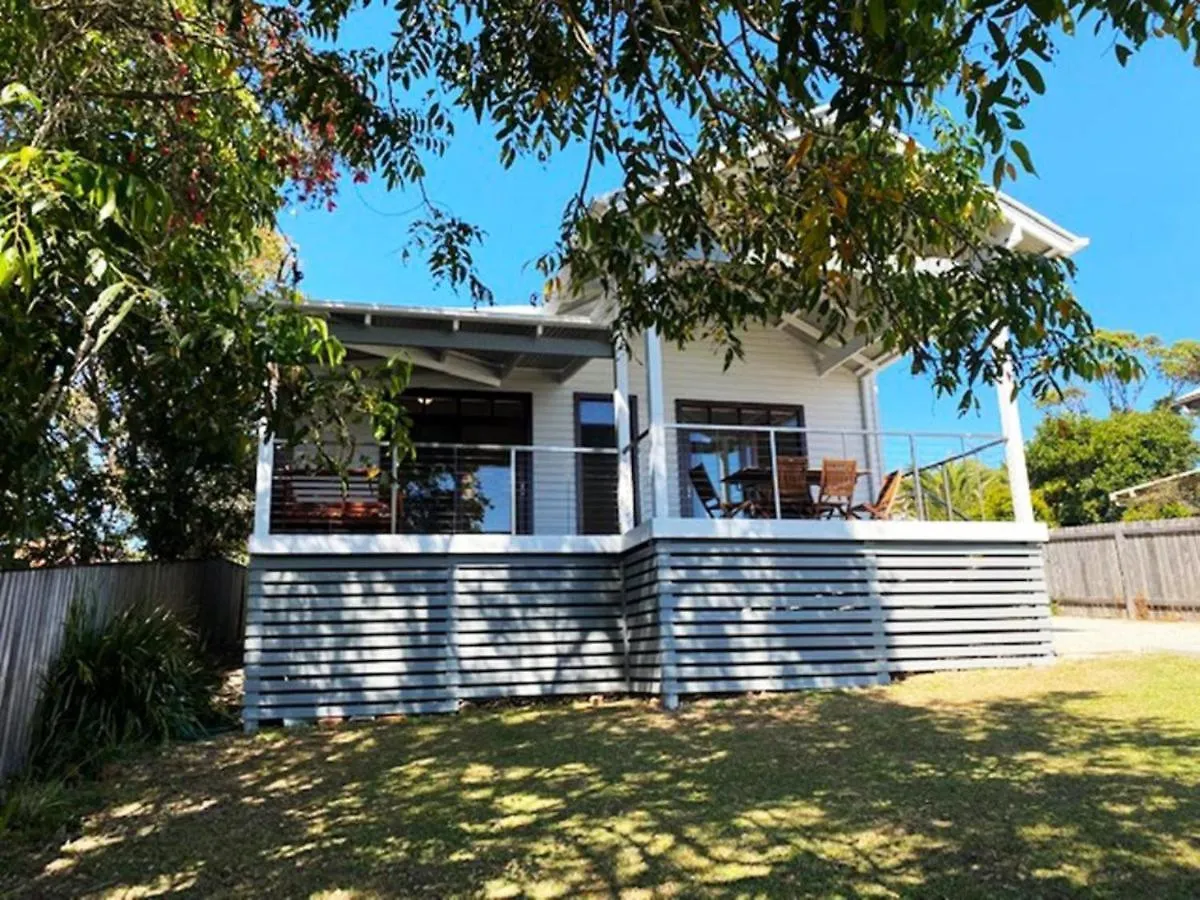 18 Seaview Street Villa Byron Bay